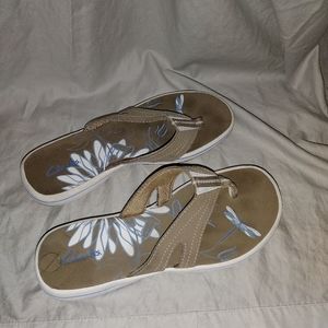 Clarks Womens Flip Flop Tong Sandals Size 7